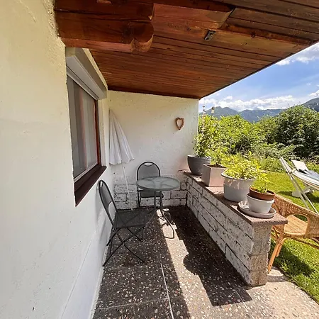 Haus Heinzen بيت ضيافة